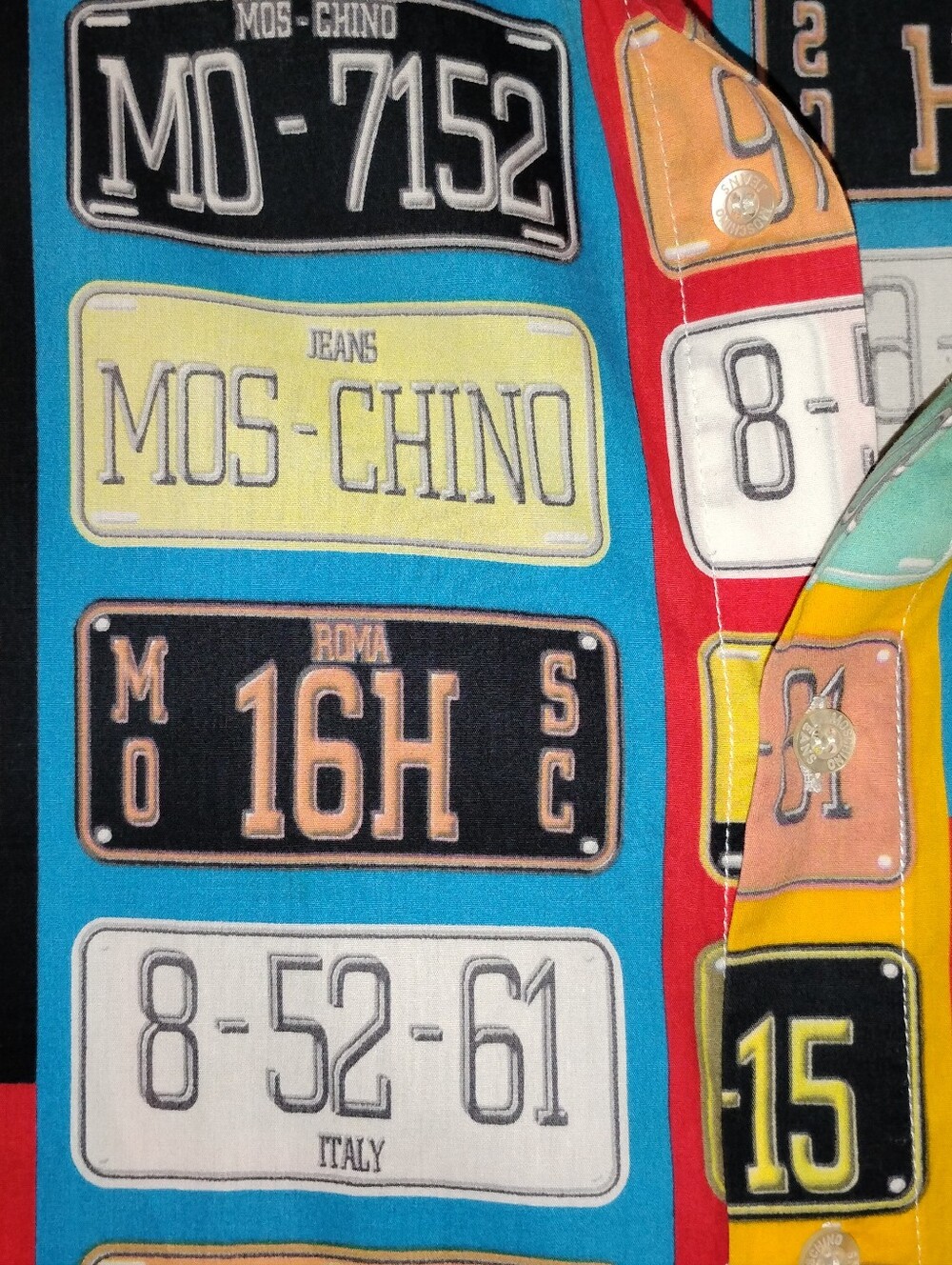 MOSCHINO LICENSE PLATE PRINT SHIRT - Picture 7 of 8
